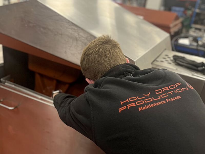 techniciens de maintenance d'homogénéisateurs thermique mécanique fluide en agroalimentaire pharmaceutique cosmetique